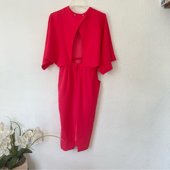 & Other Stories Batwing Open back Midi Dress 4. - Picture 4 of 12